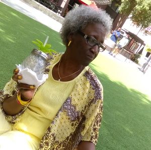 Meet your Posher, Hushereline